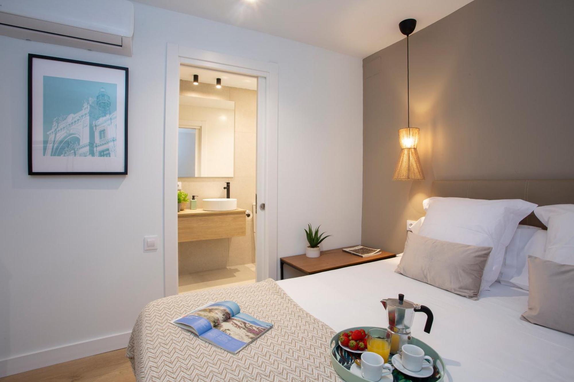 Poeta Llombart Apartment Valencia Exterior foto